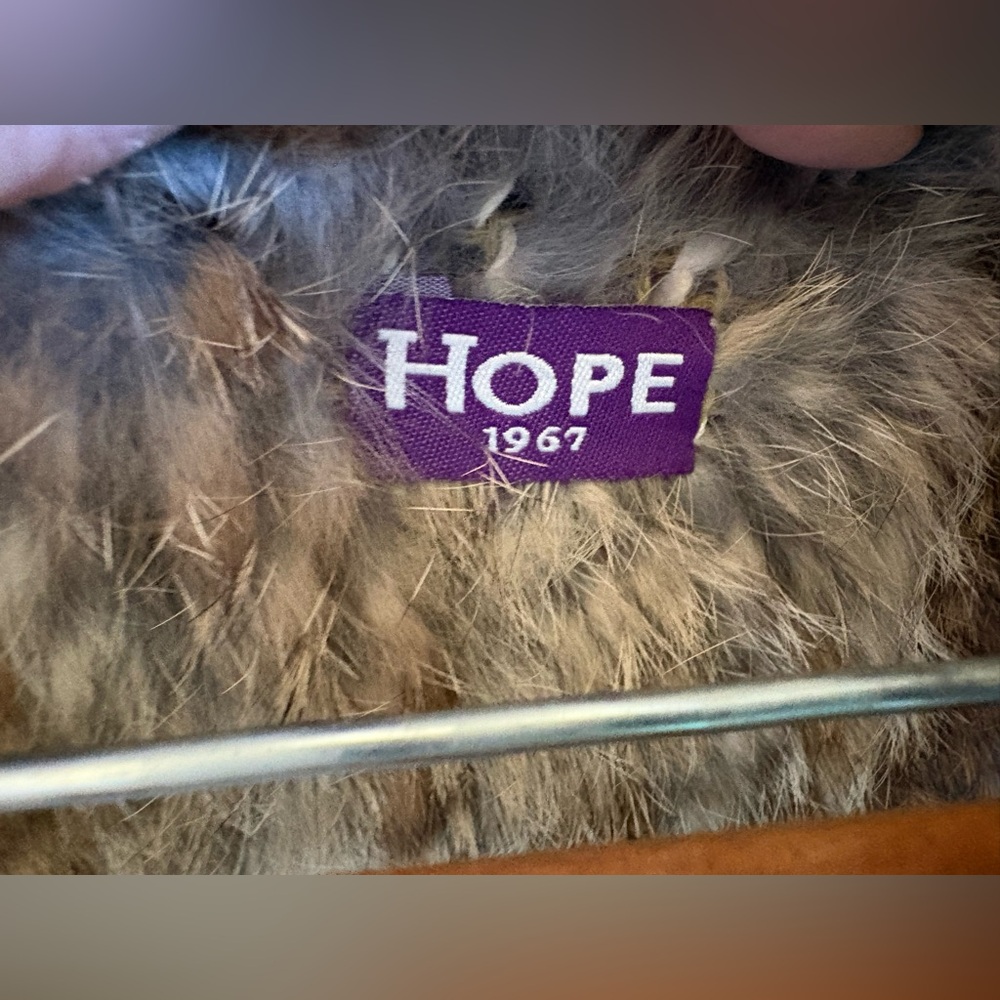 Hope 1967 vintage rabbit fur vest with pockets and front fasteners M/L - Picture 2 of 16